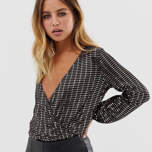 Wrap body blouse - Picture 1 of 3